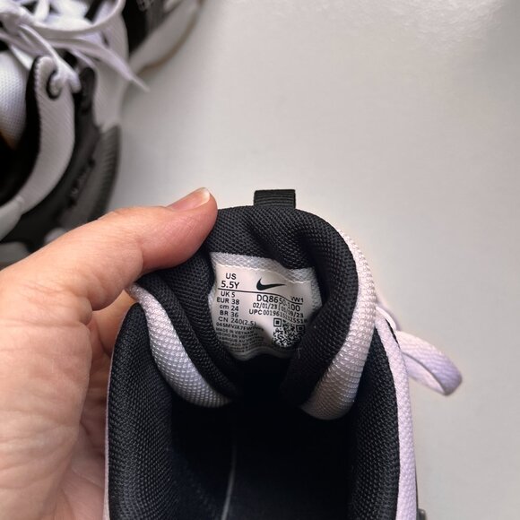 NIKE Lebron Witness 5.5 Big Kids' Basketball Shoes Grade School - Picture 11 of 11